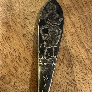Original styled Micky Mouse spoon! 1930’s silver plated! He’s so cute!😊